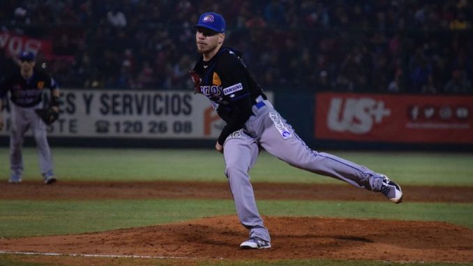 SERGIO MITRE Y TYLER ALEXANDER LOS REFUERZOS – El portal del beisbol